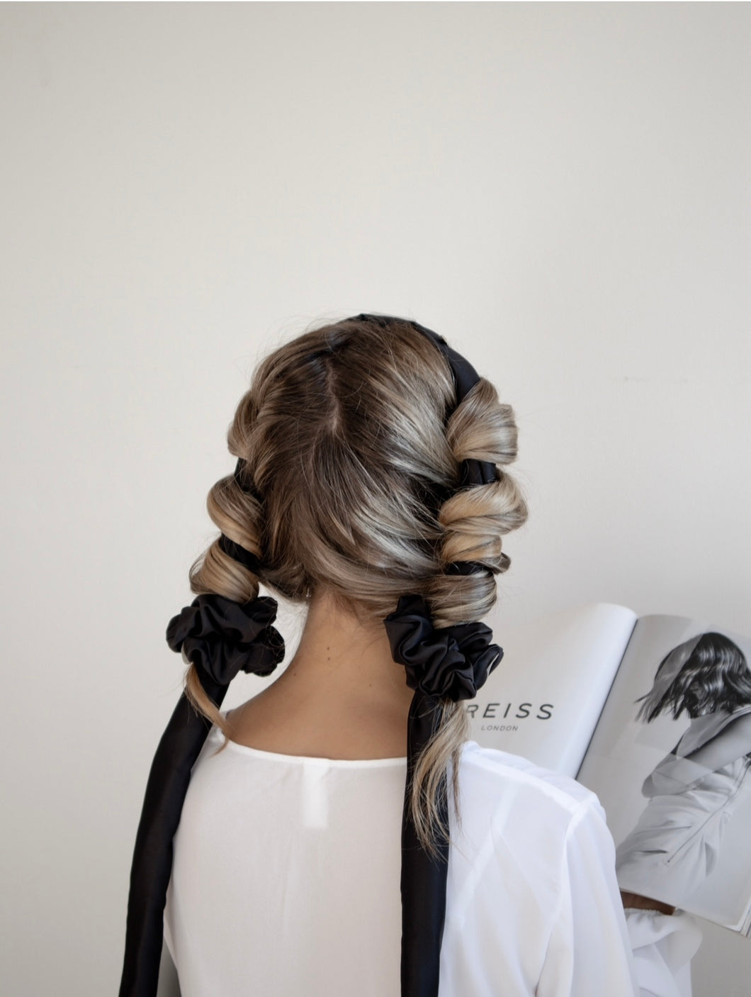 The Heatless Hair Curling Kit